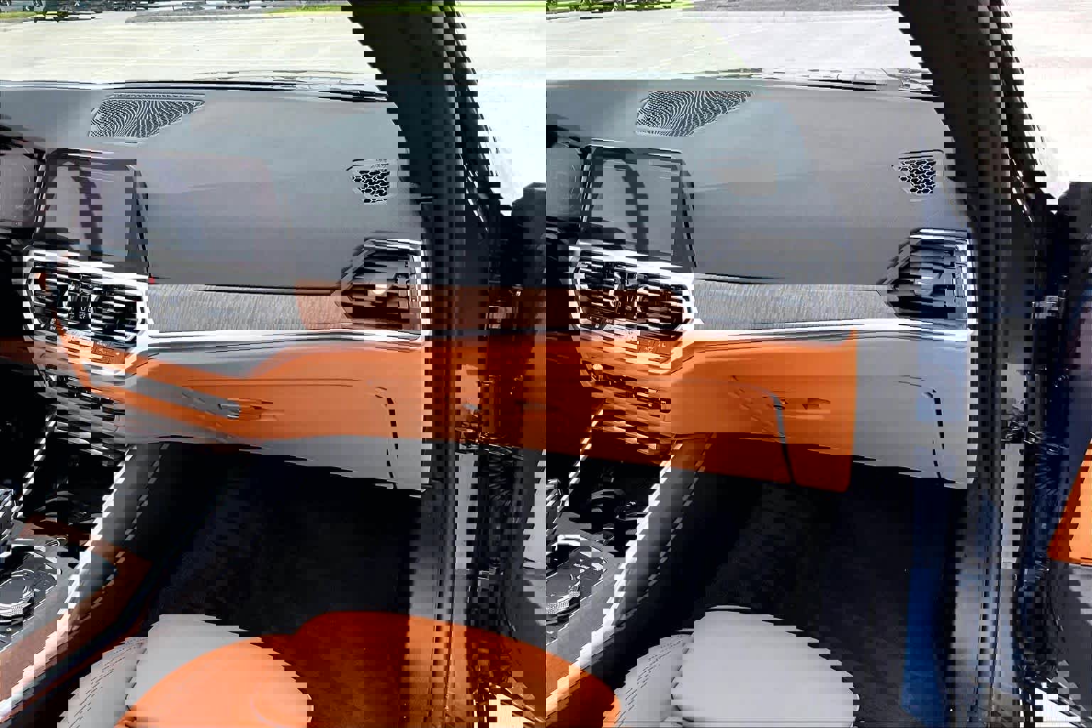 Used 2021 BMW 430i Convertible image 16