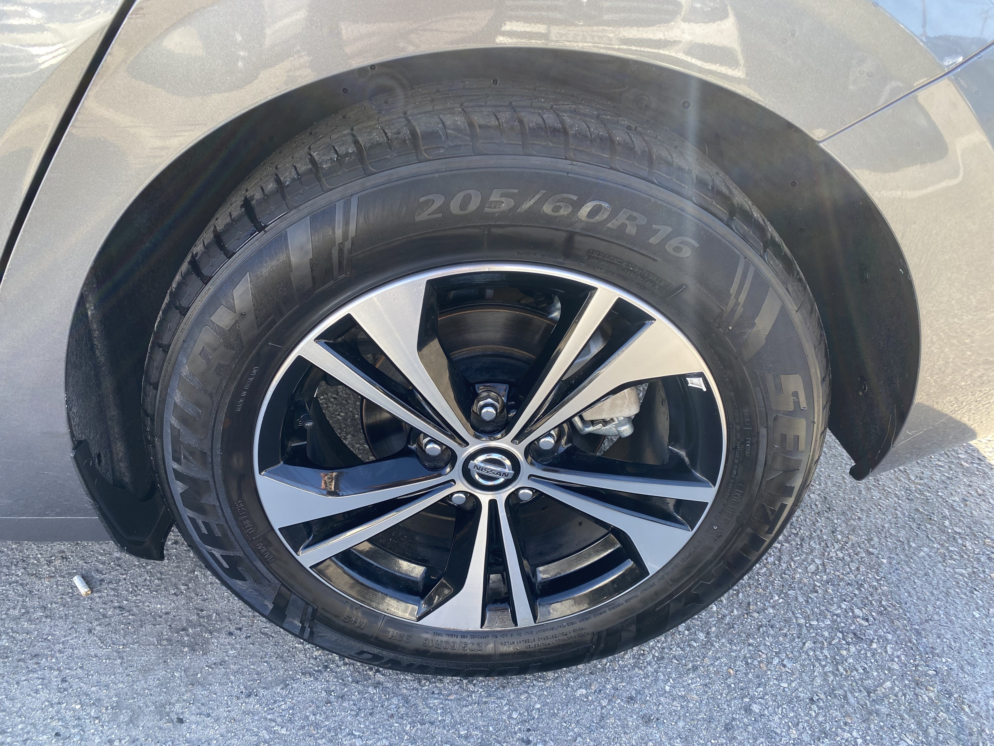 Used 2022 Nissan Sentra SV w/ Trunk Package FWD image 12