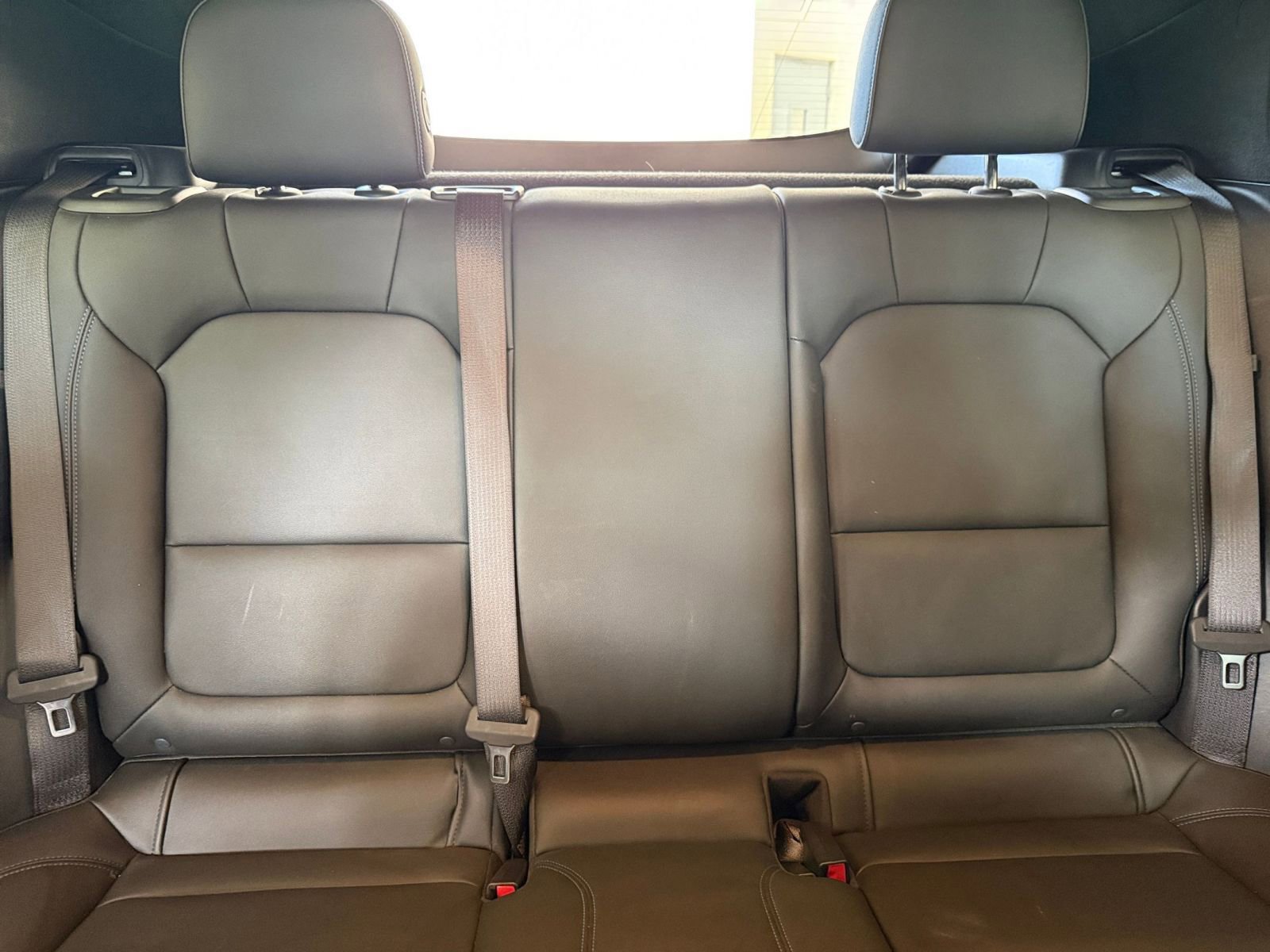 Used 2025 Buick Envista Sport Touring image 32