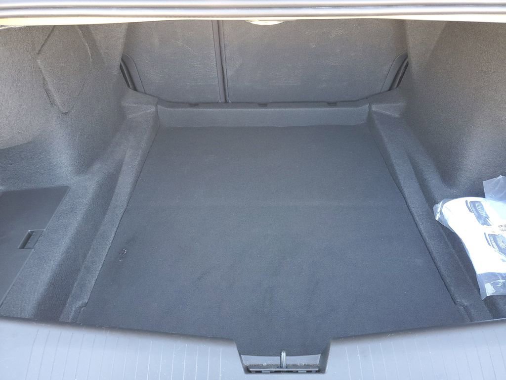 Used 2025 Cadillac CT4 Luxury image 26