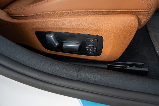 Used 2025 BMW 840i RWD image 35