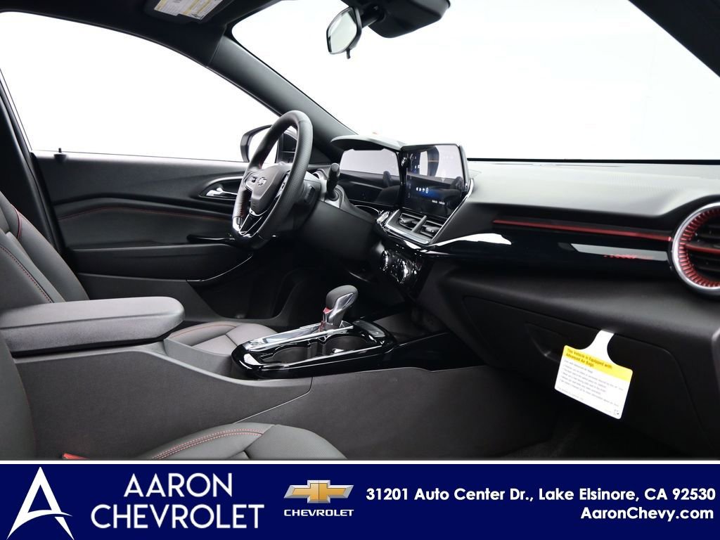 New 2026 Chevrolet Trax RS w/ Sunroof Package FWD image 10