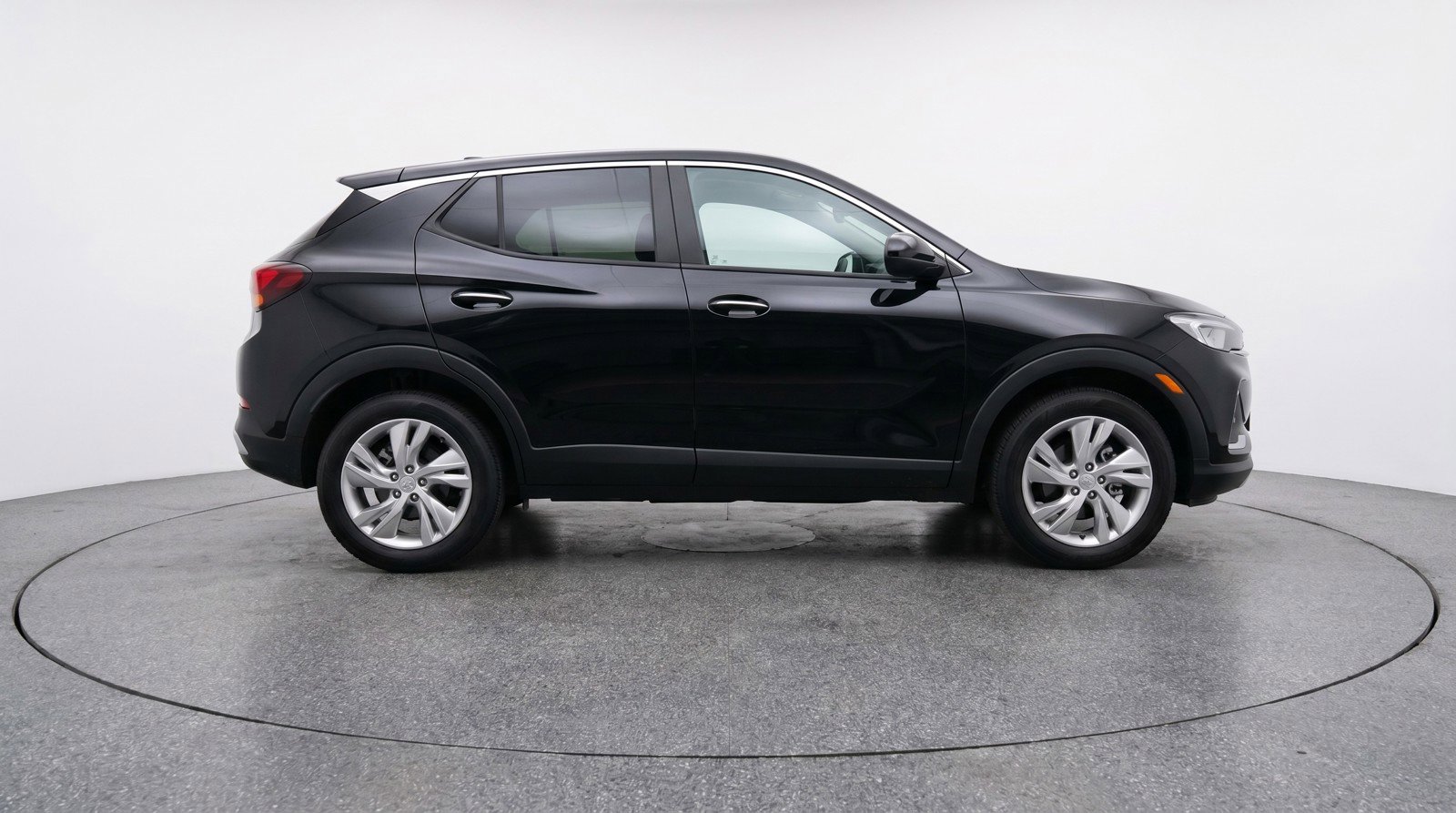 Used 2025 Buick Encore GX Preferred AWD/4WD image 11