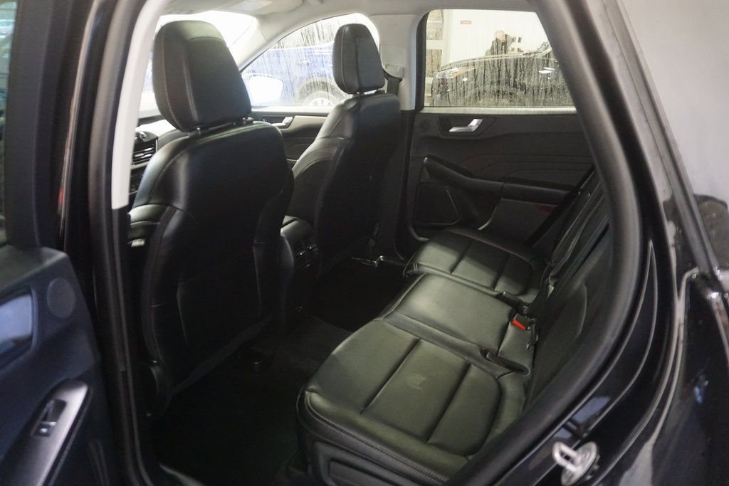 Used 2022 Ford Escape SEL w/ Technology Package image 25