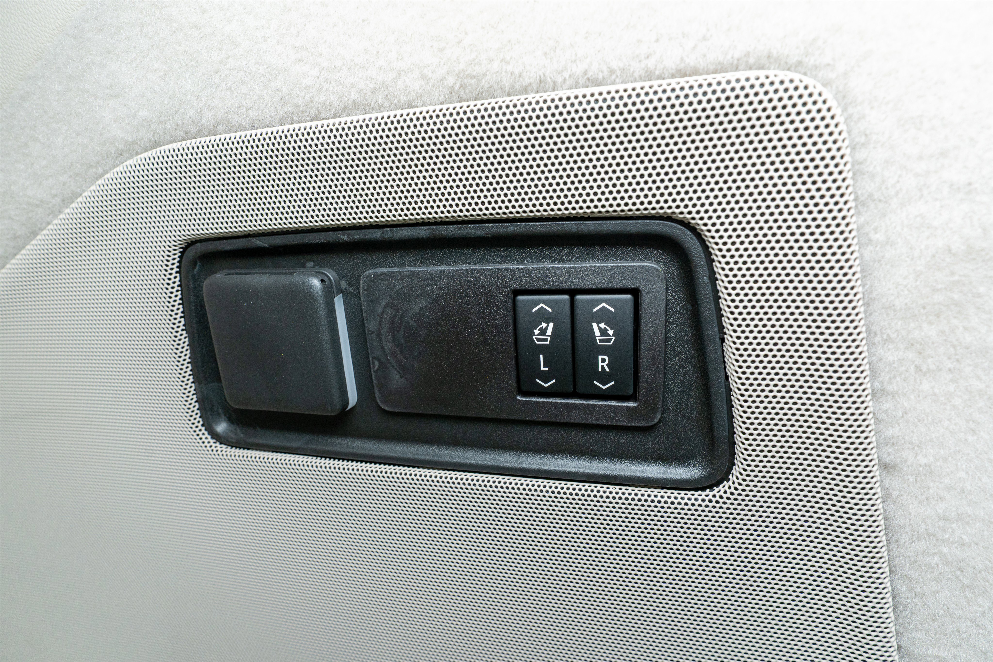 Used 2026 Cadillac Escalade Platinum Sport AWD/4WD image 46