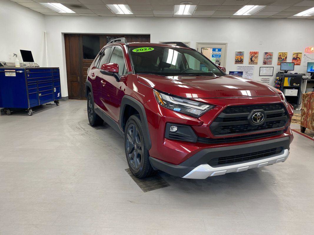 Used 2024 Toyota RAV4 Adventure image 7