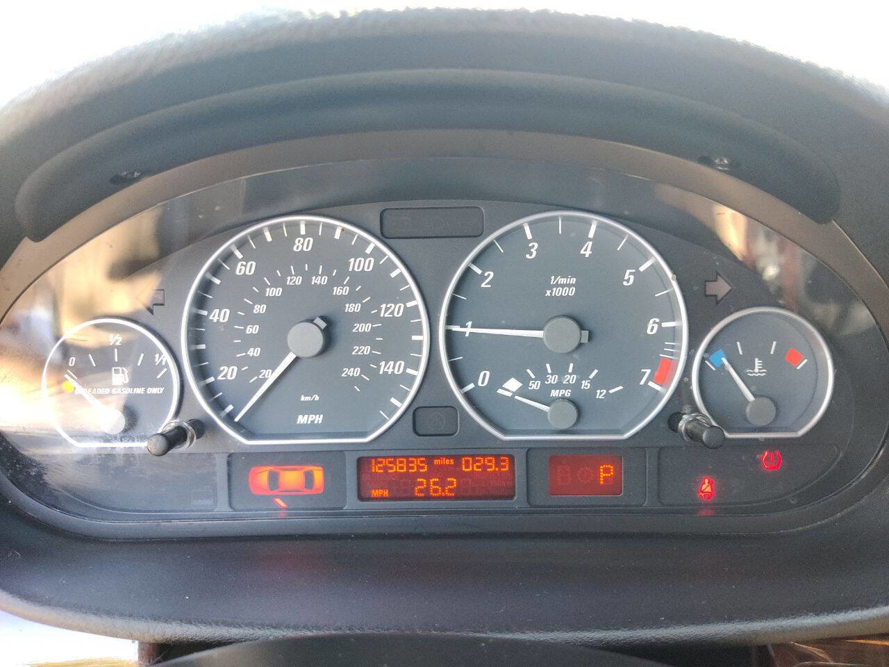 Used 2005 BMW 330Ci Coupe image 14