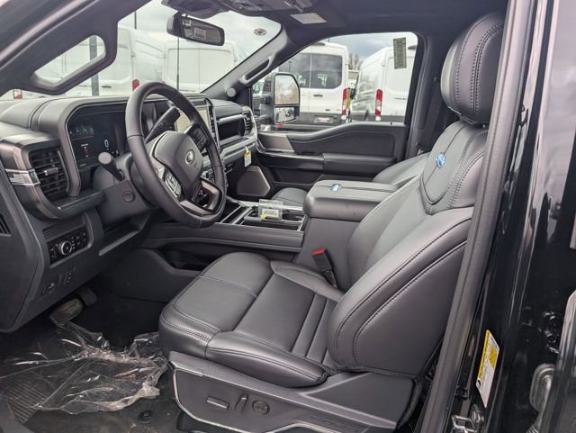 New 2026 Ford F450 4x4 Crew Cab Super Duty image 14