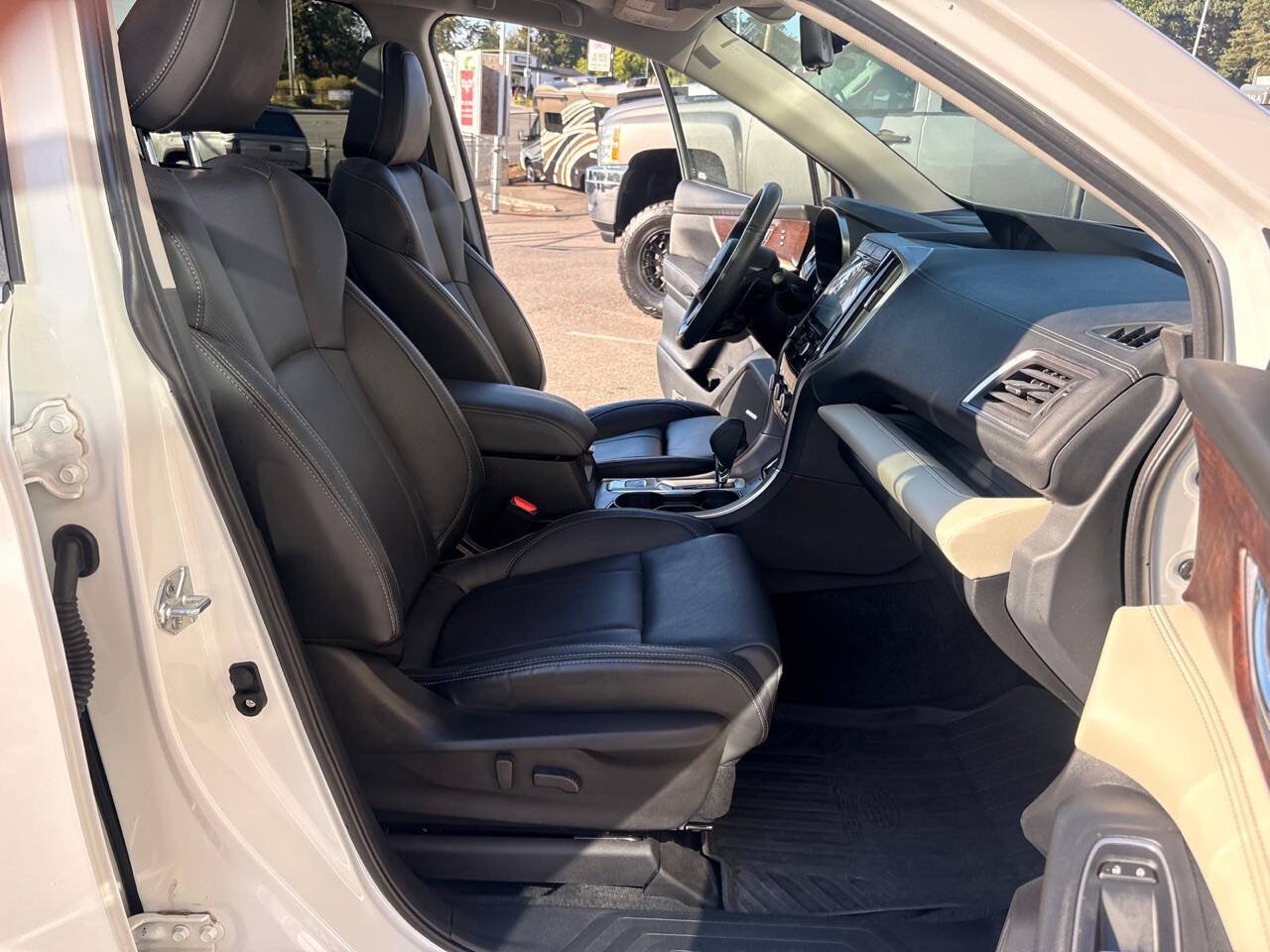 Used 2022 Subaru Ascent Touring AWD/4WD image 45