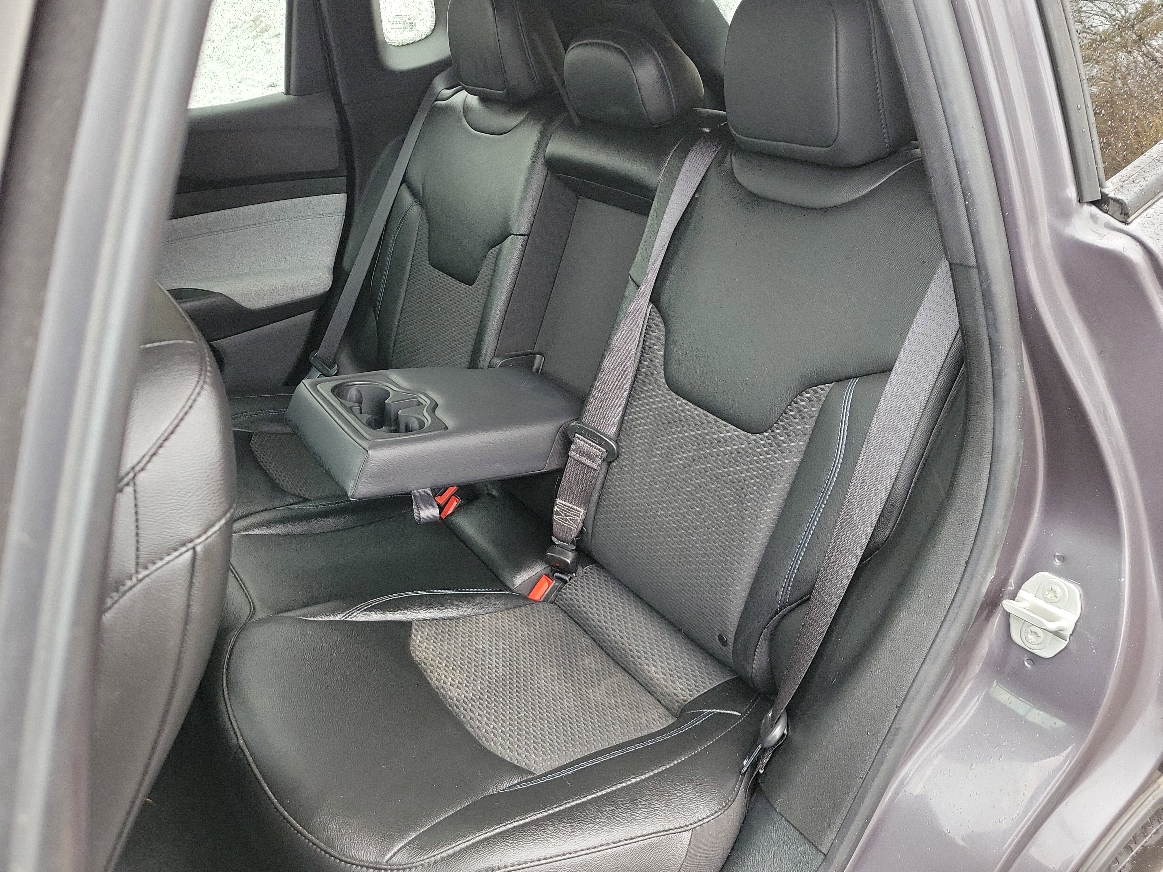 Used 2024 Jeep Compass Latitude image 16