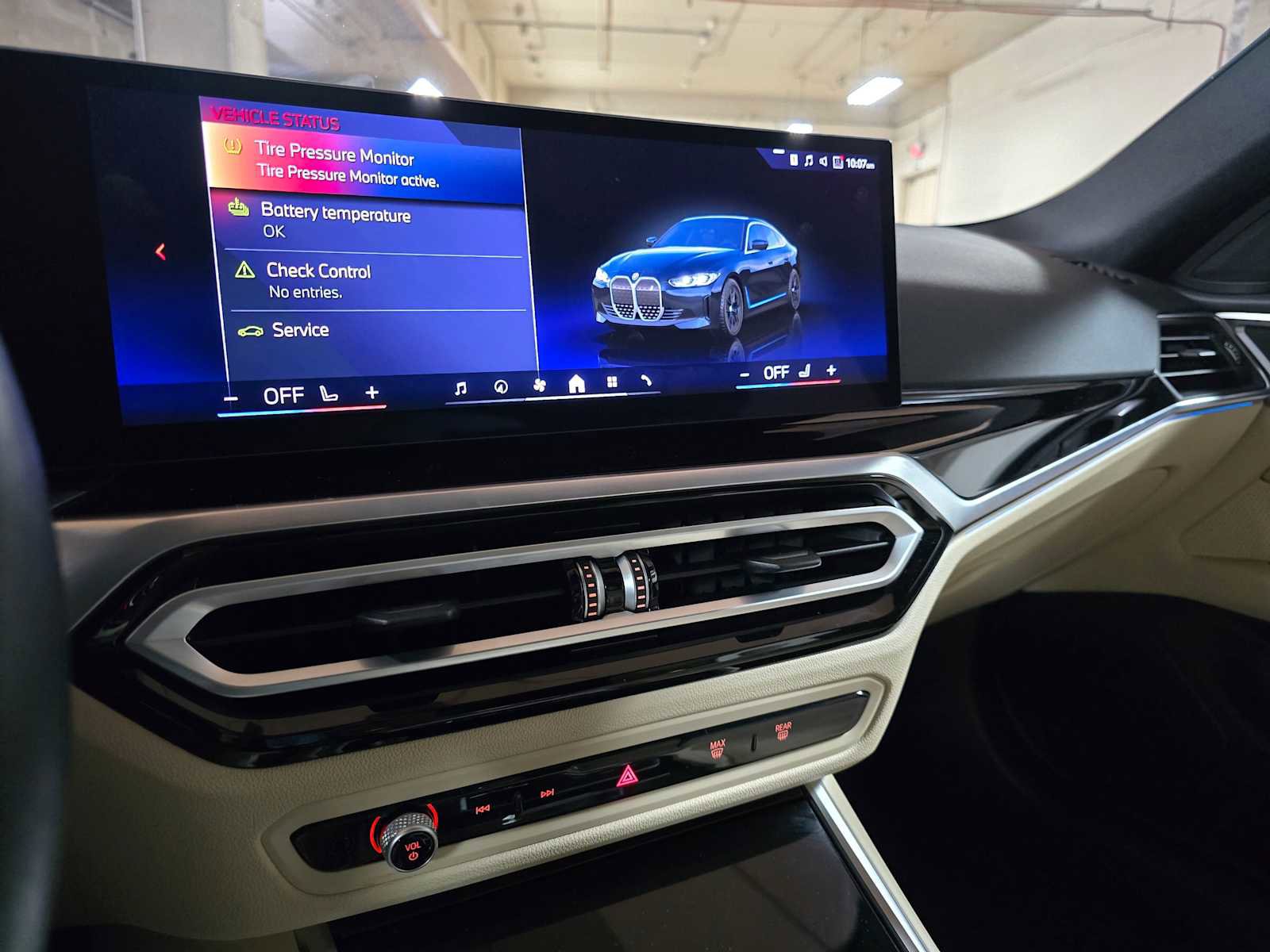 Used 2024 BMW i4 eDrive35 w/ Premium Package image 29