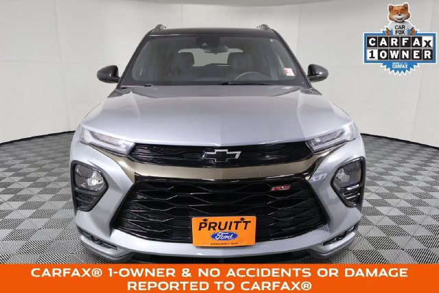 Used 2023 Chevrolet TrailBlazer RS FWD image 3