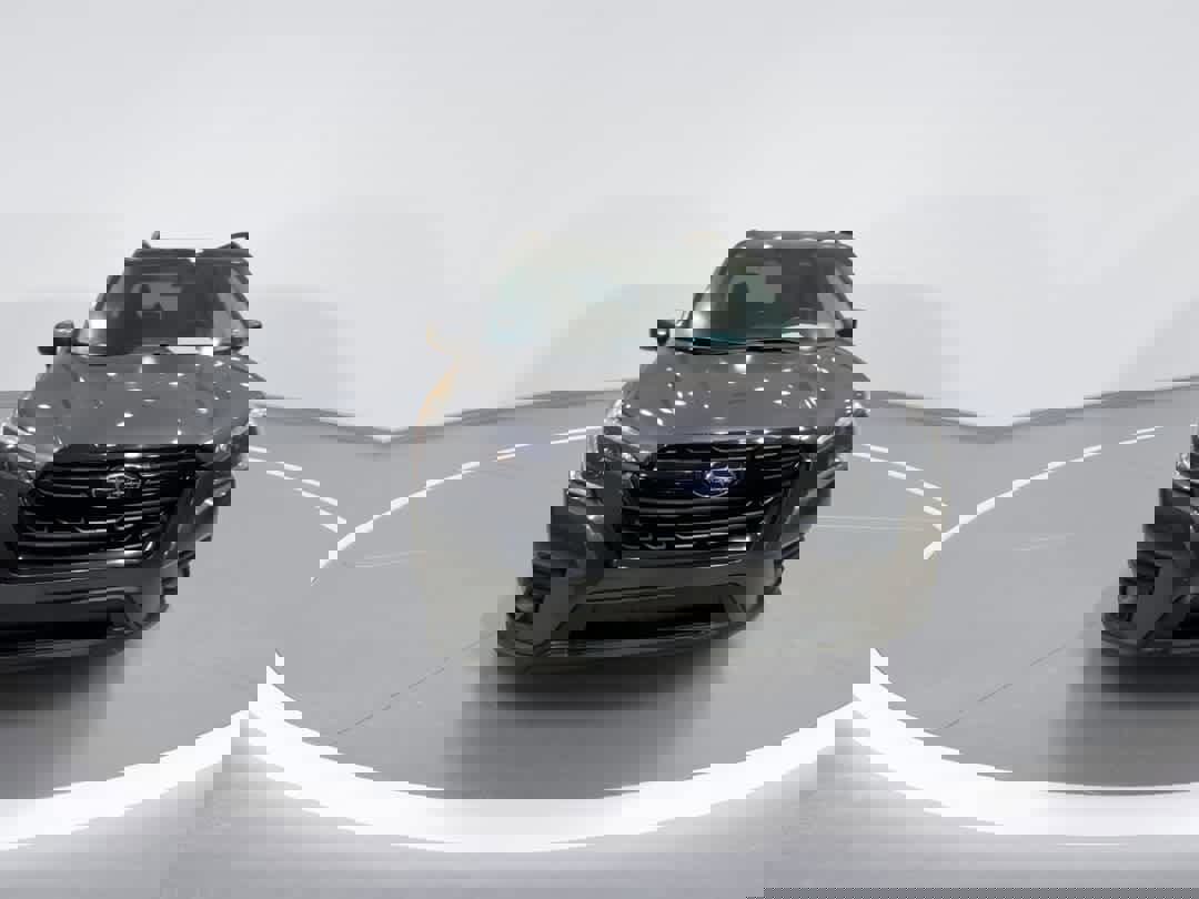 Used 2023 Subaru Forester Premium image 3