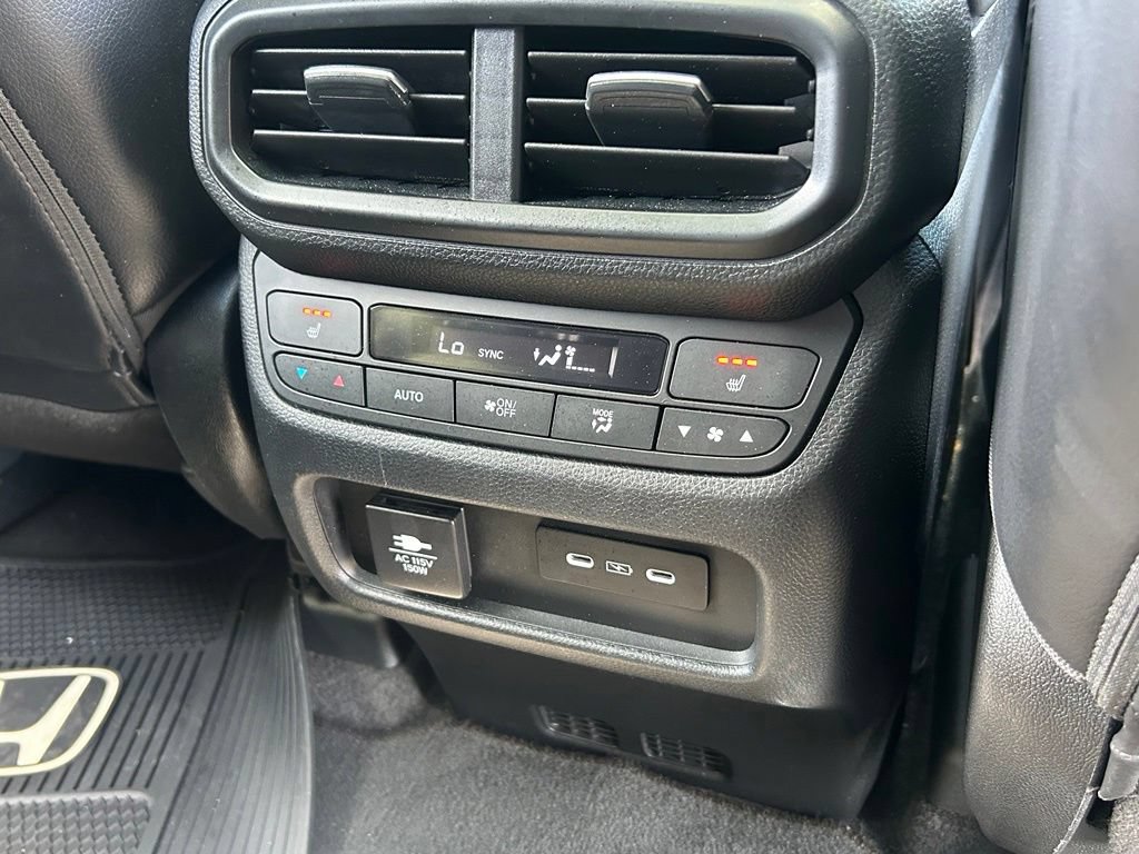 Used 2024 Honda Pilot Elite image 44