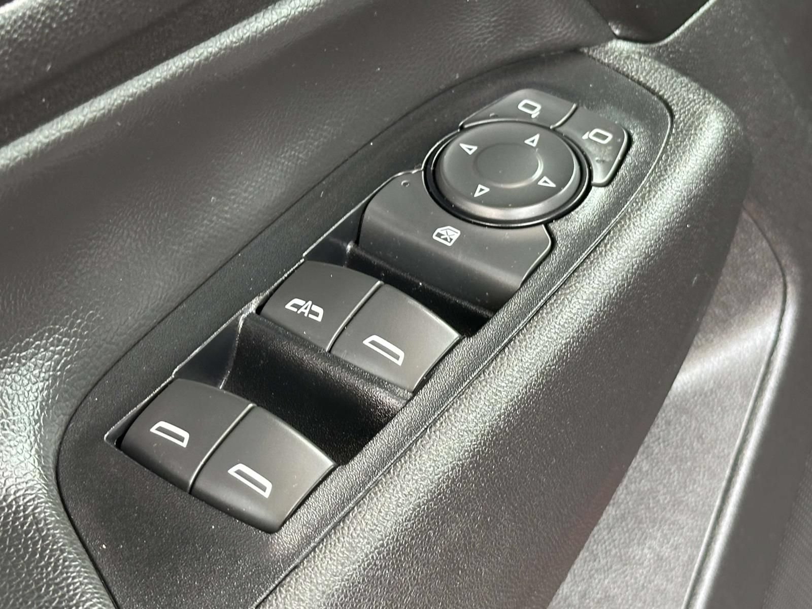 Certified 2020 Chevrolet Equinox LT FWD image 23