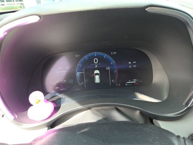 Used 2023 Toyota Highlander Platinum image 12