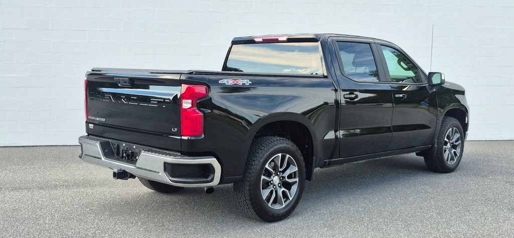 Used 2024 Chevrolet Silverado 1500 LT AWD/4WD image 15