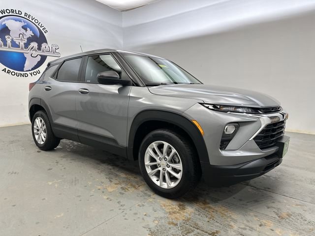 Used 2024 Chevrolet TrailBlazer LS w/ LS Convenience Package image 13