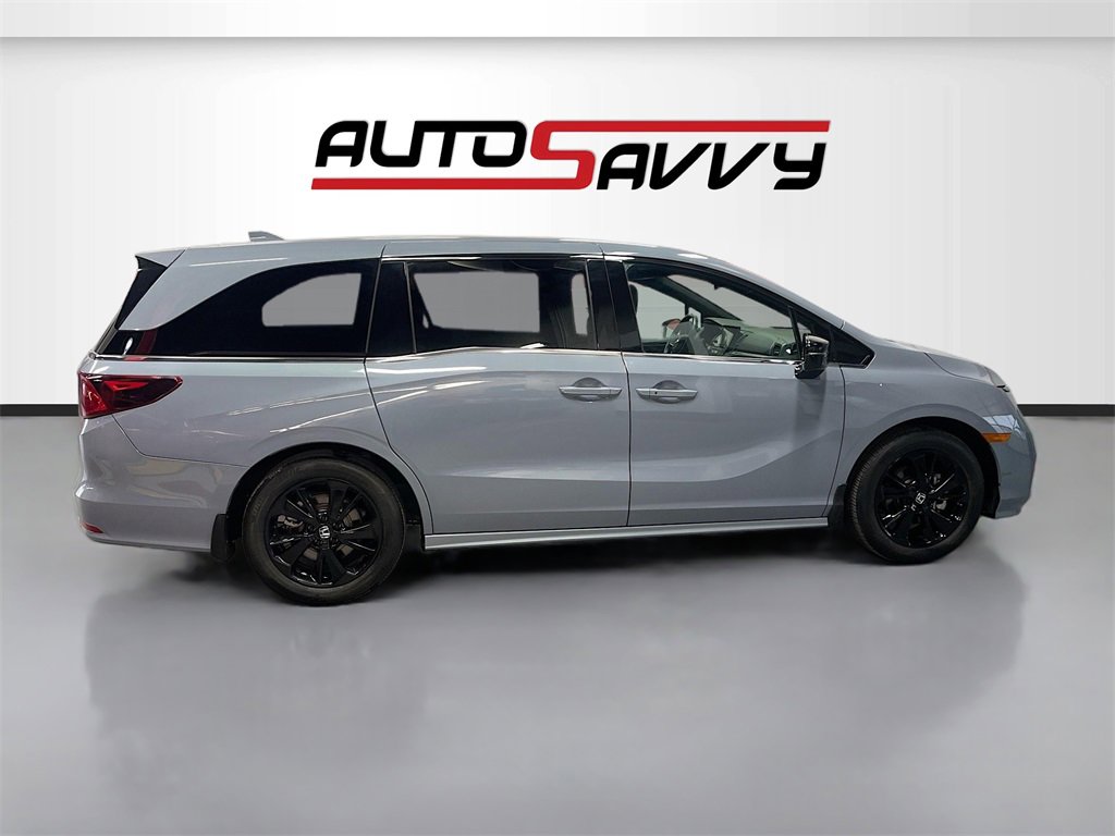 Used 2024 Honda Odyssey Sport image 8