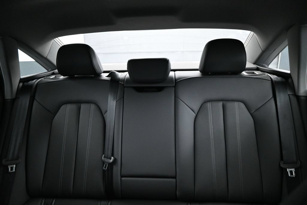 New 2026 Audi A6 Premium Plus AWD/4WD image 17