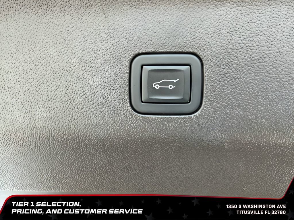 Used 2023 GMC Yukon XL Denali w/ LPO, Floor Liner Package RWD image 21