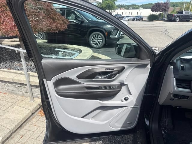 Used 2019 GMC Terrain SLT w/ Preferred Package AWD/4WD image 9