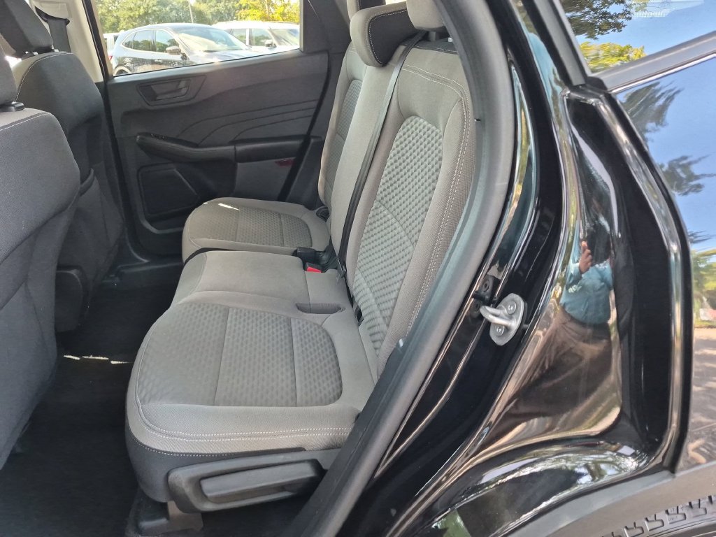 Used 2022 Ford Escape SE FWD image 26
