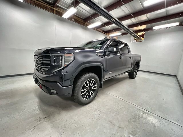 Certified 2025 GMC Sierra 1500 AT4 w/ AT4 Premium Package AWD/4WD image 1