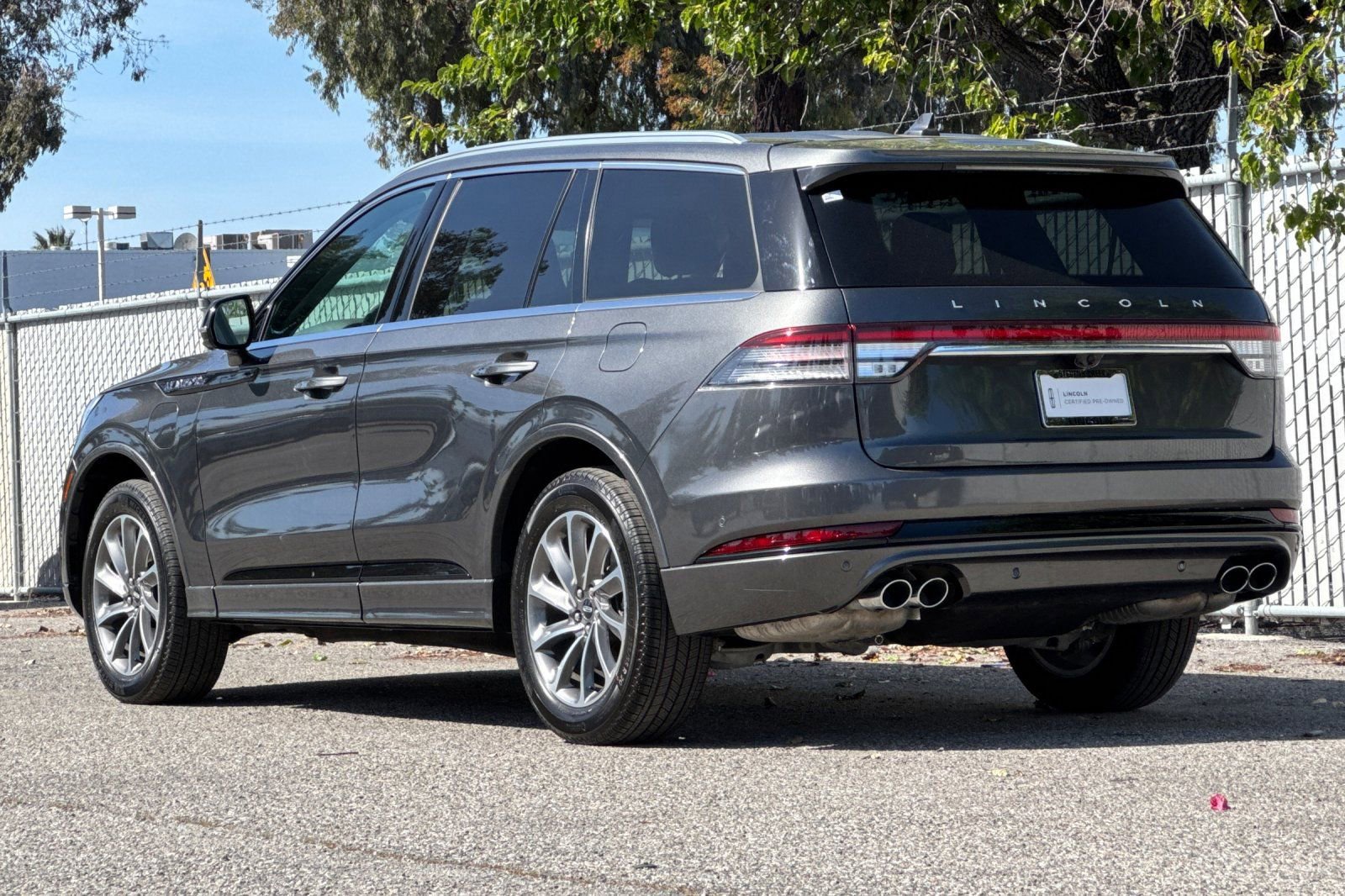 Certified 2020 Lincoln Aviator Grand Touring w/ Equipment Group 301A image 6