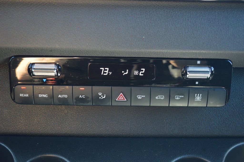 Used 2025 Mercedes-Benz Sprinter 2500 image 34