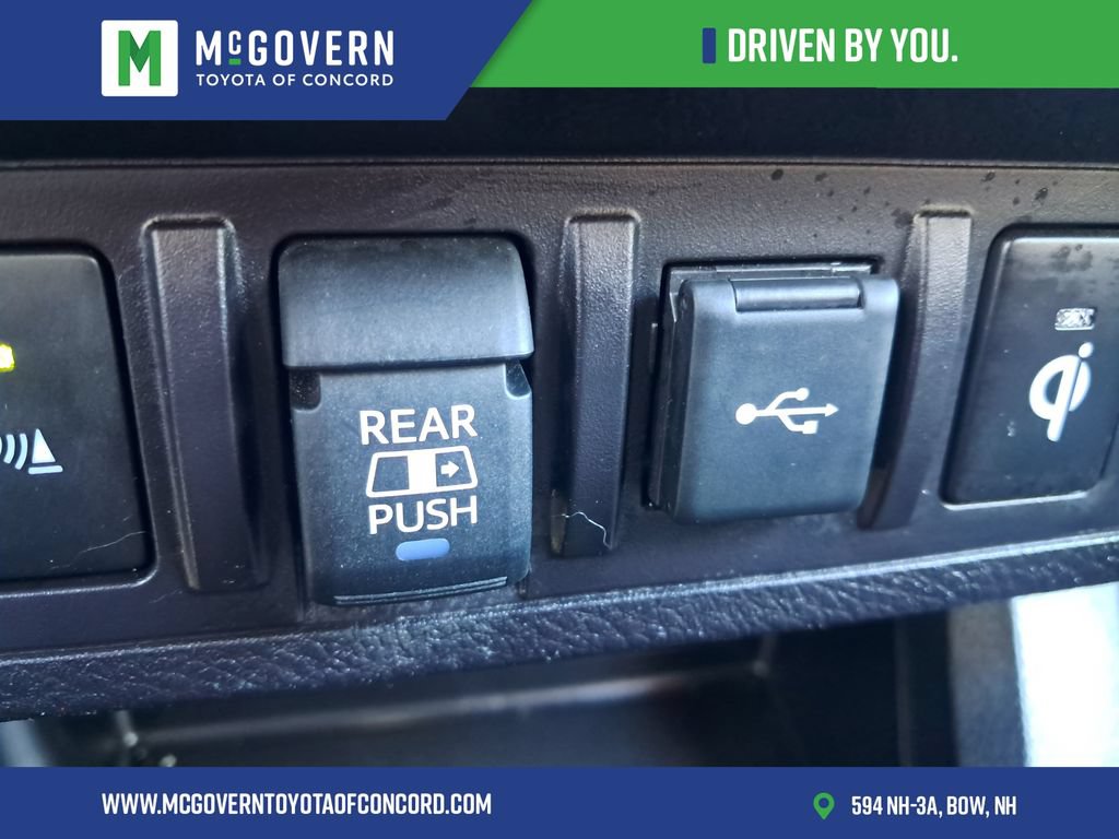 Used 2023 Toyota Tacoma TRD Sport w/ Technology Package AWD/4WD image 23
