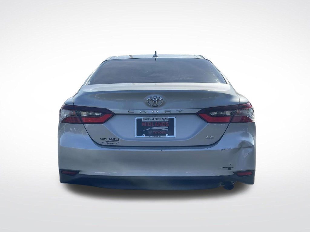 Used 2022 Toyota Camry LE FWD image 6