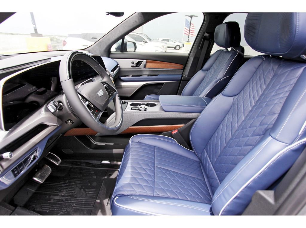 New 2026 Cadillac Vistiq Premium Luxury image 6