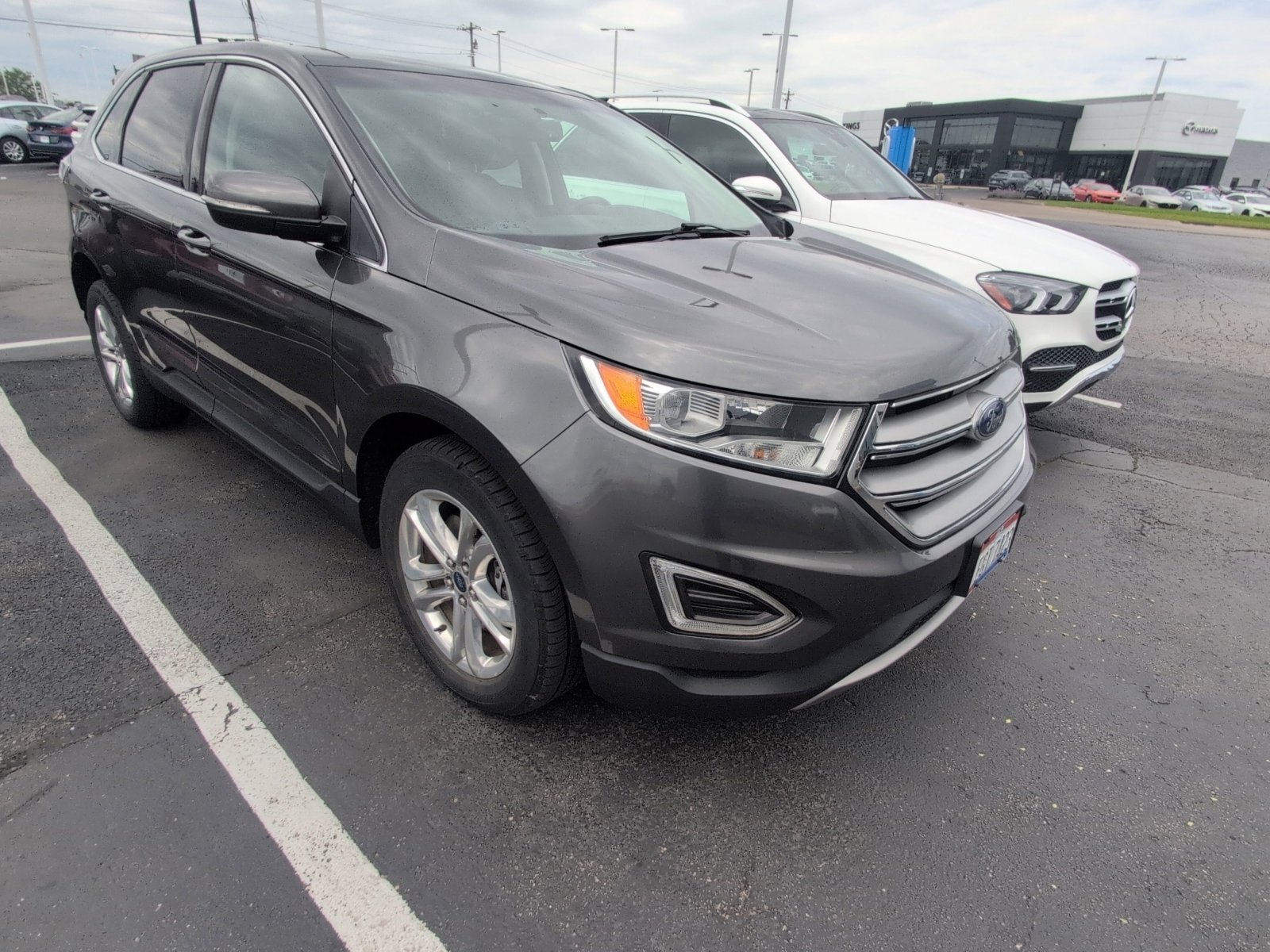 Used 2016 Ford Edge SEL w/ Equipment Group 201A AWD/4WD image 8