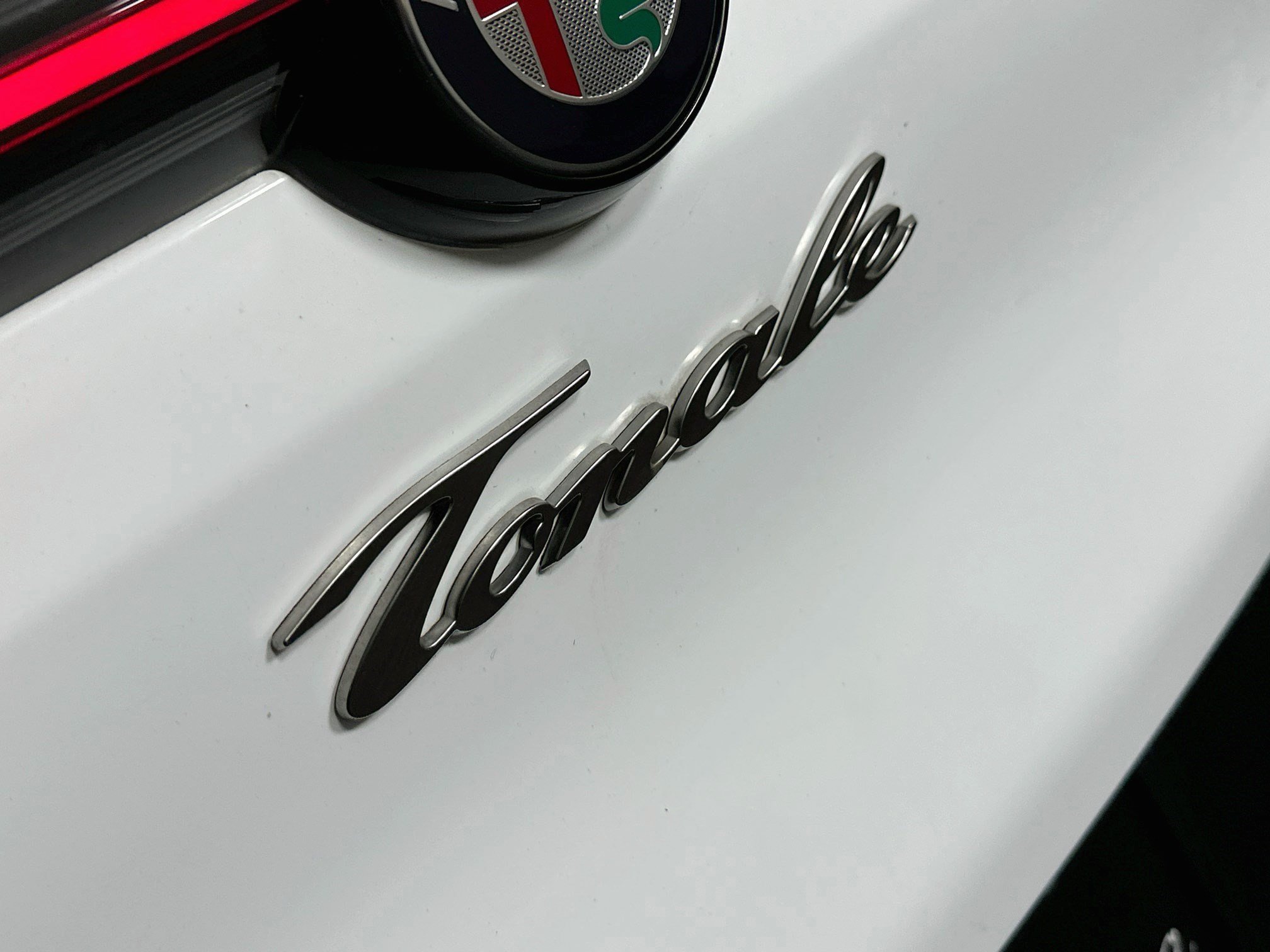 Used 2024 Alfa Romeo Tonale Veloce w/ Active Assist Package AWD/4WD image 27
