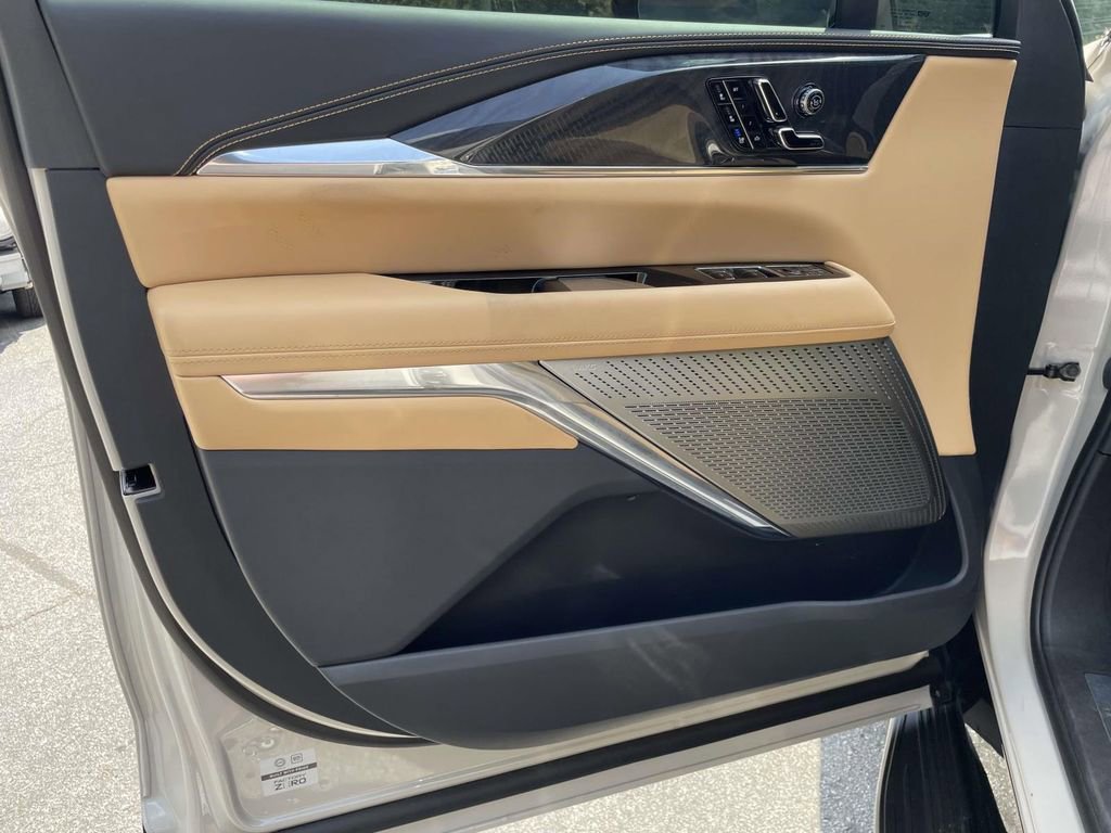 New 2026 Cadillac Escalade IQL Sport 2 w/ LPO, ONYX Package image 16