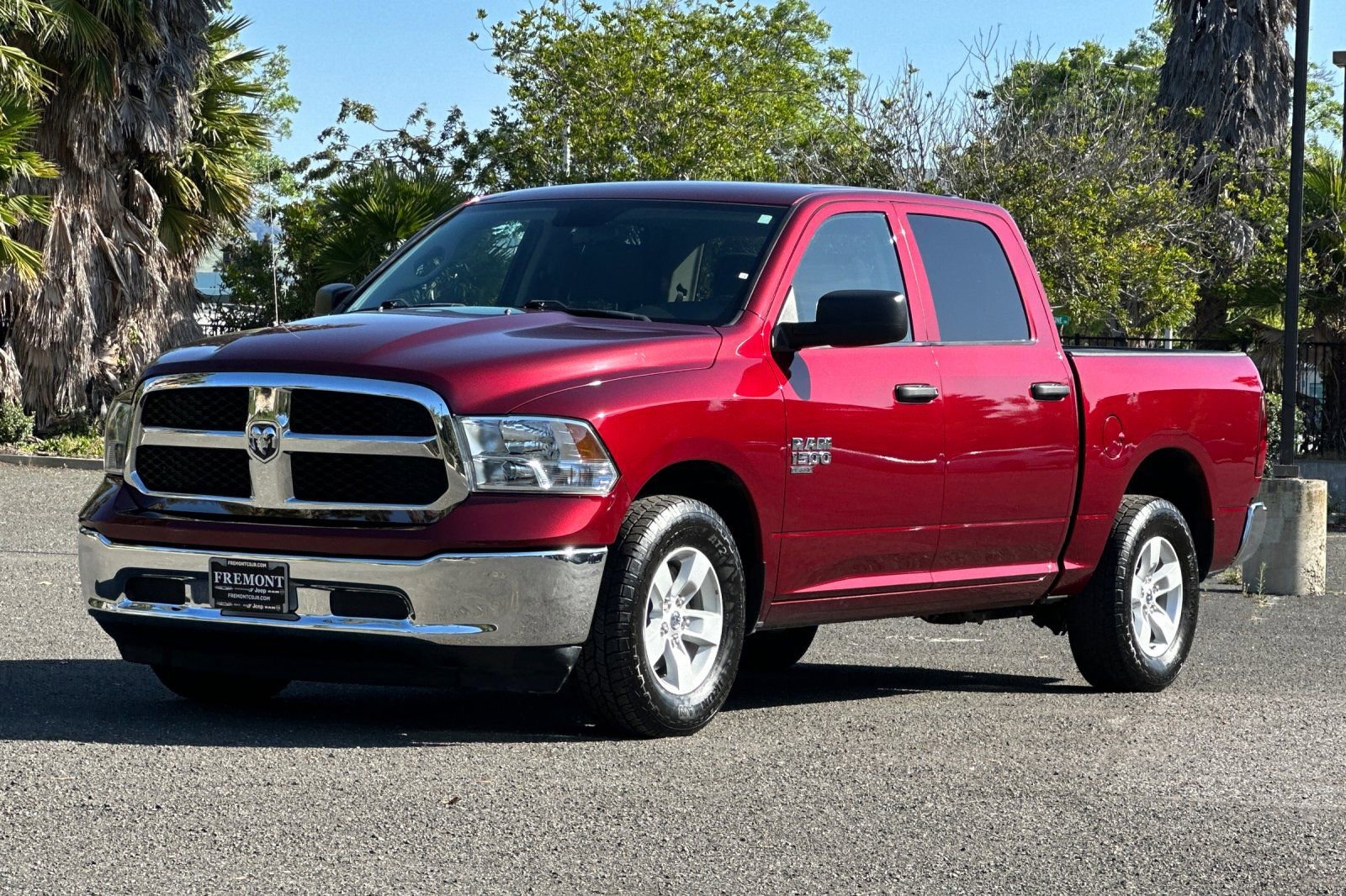 Used 2022 RAM 1500 Classic SLT image 7