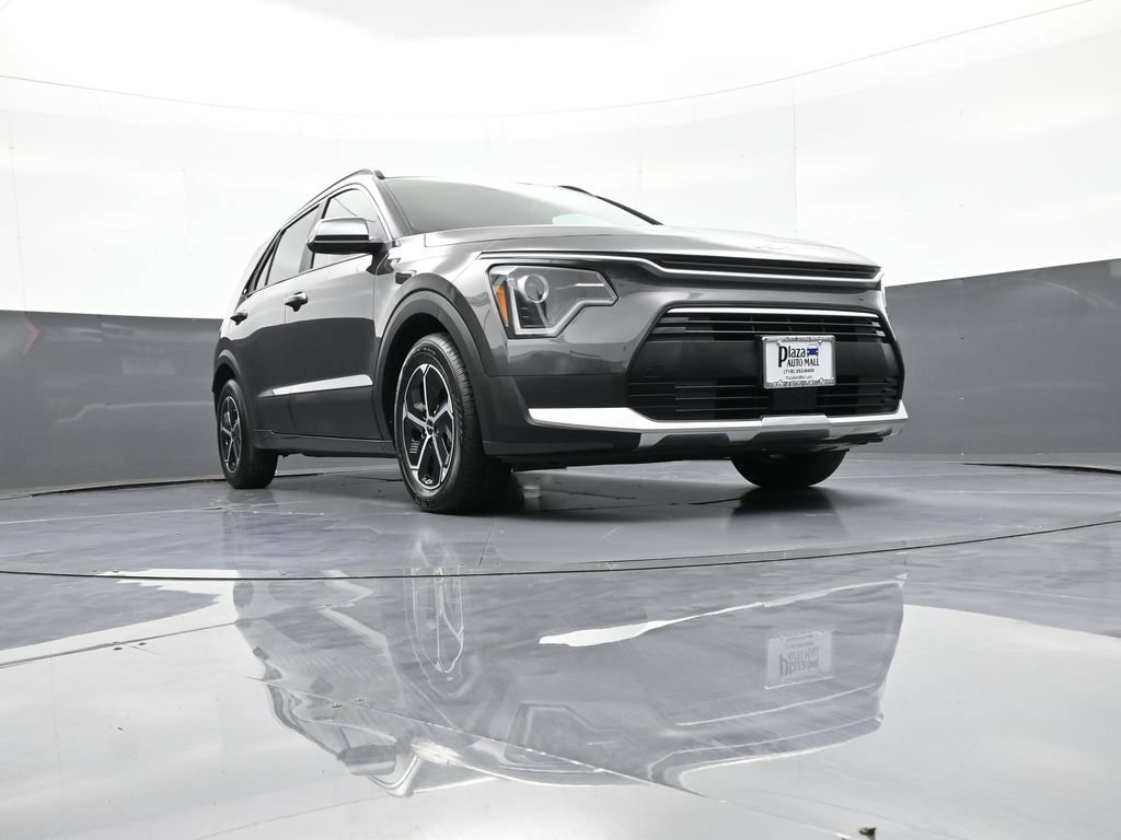 Certified 2025 Kia Niro EX w/ EX Cold Weather Package FWD image 26