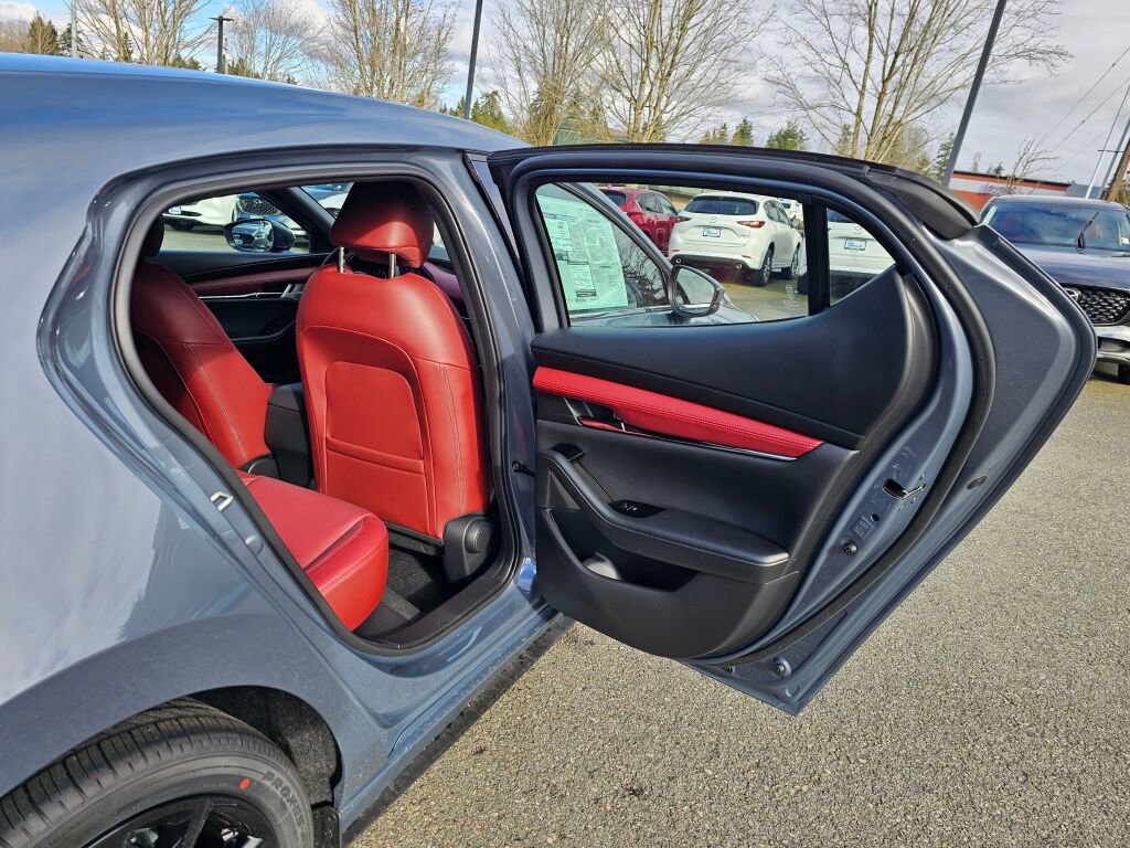 New 2026 MAZDA MAZDA3 2.5 S Hatchback w/ Premium Pkg FWD image 27