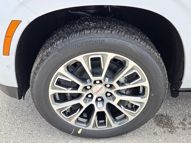 New 2026 GMC Yukon XL Denali w/ Denali Reserve Package AWD/4WD image 4