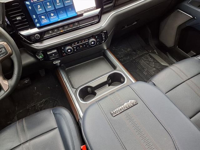 Used 2024 Chevrolet Silverado 2500 High Country w/ High Country Premium Package image 11