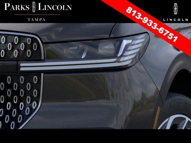 New 2026 Lincoln Navigator Reserve AWD/4WD image 18