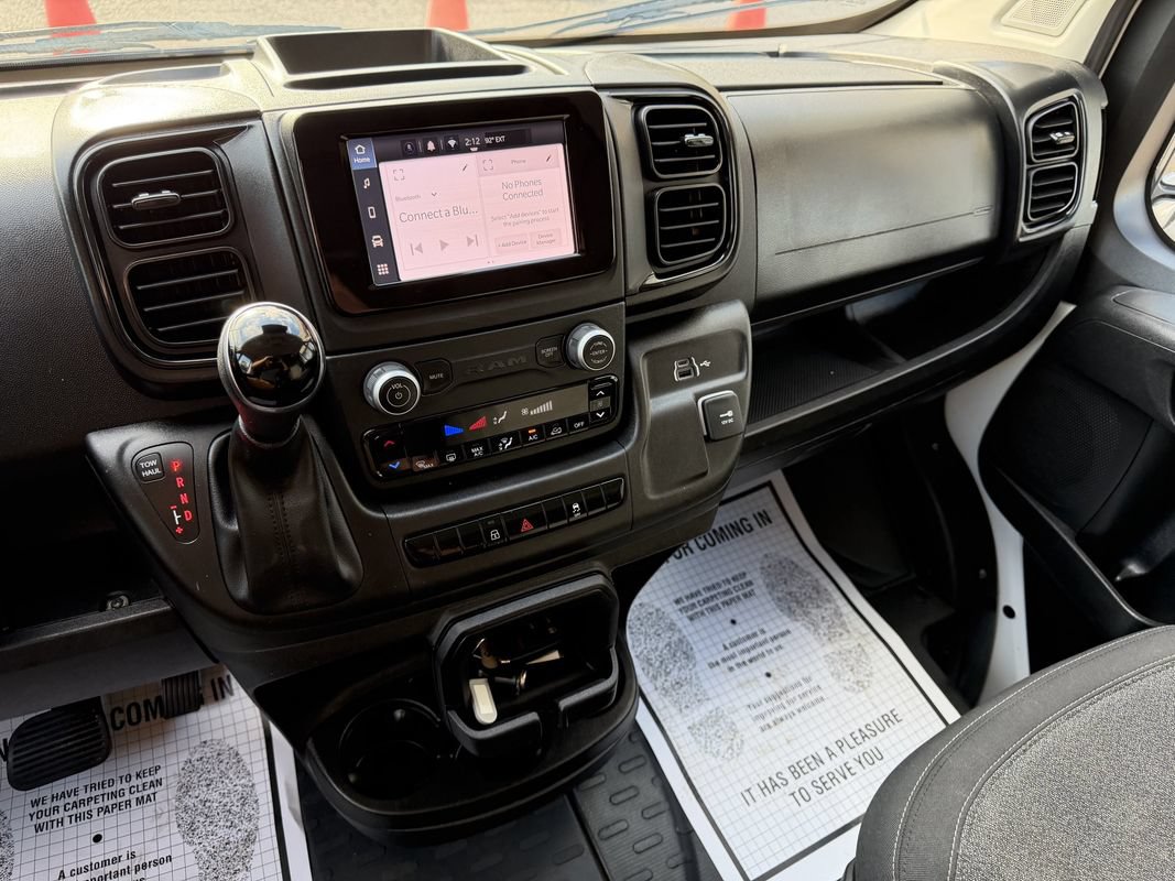 Used 2025 RAM ProMaster 2500 w/ Convenience Group FWD image 23