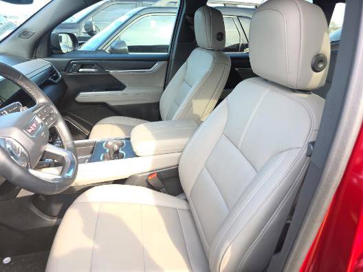 Used 2024 GMC Acadia Elevation w/ Black Edition image 6