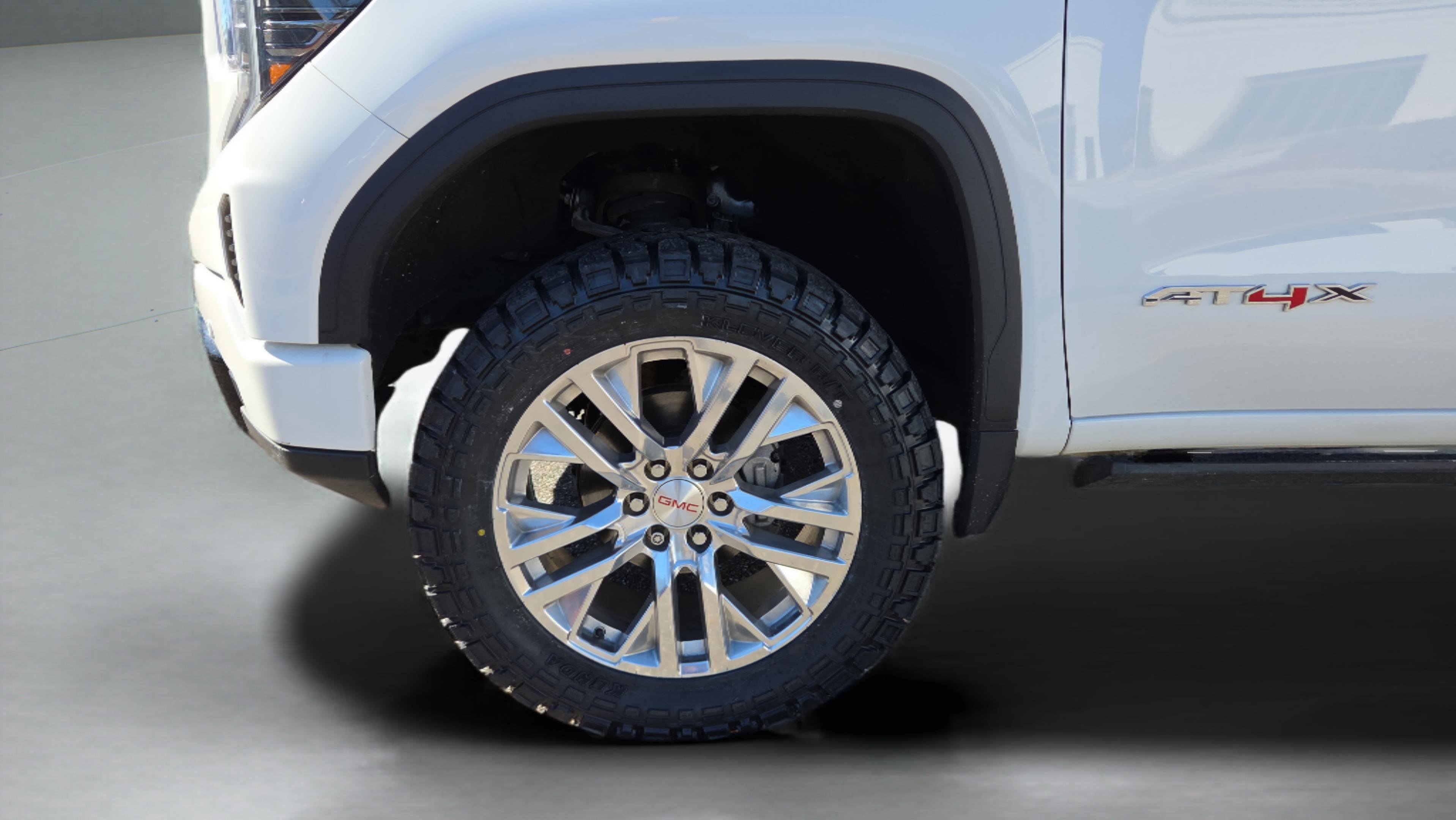 Used 2022 GMC Sierra 1500 AT4X image 33