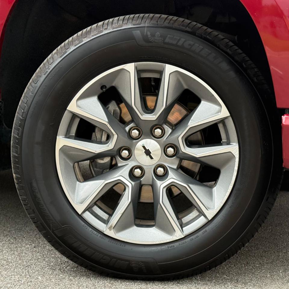 Used 2020 Chevrolet Silverado 1500 RST w/ All-Star Edition AWD/4WD image 24