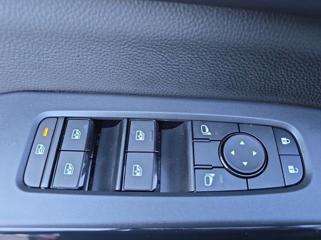 New 2026 Nissan Pathfinder SV image 30