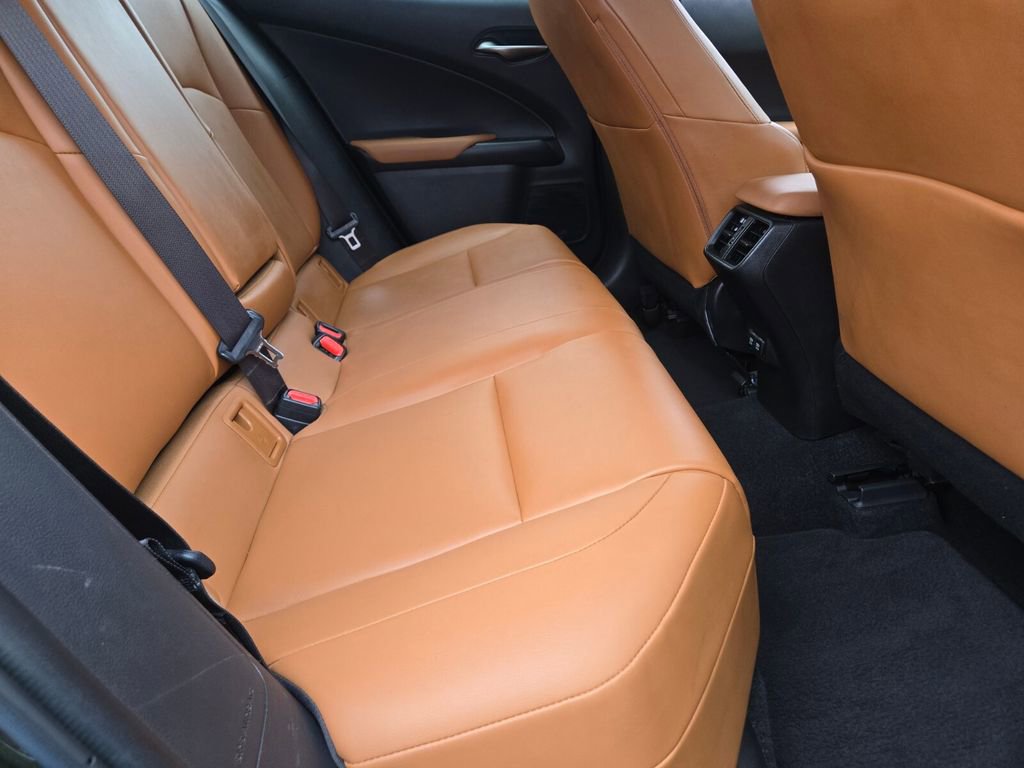 Used 2019 Lexus UX 200 w/ Accessory Package FWD image 14