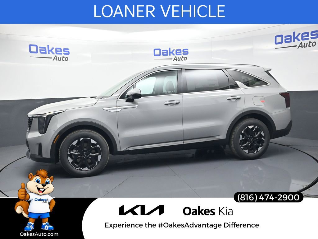 Certified 2026 Kia Sorento S FWD image 4