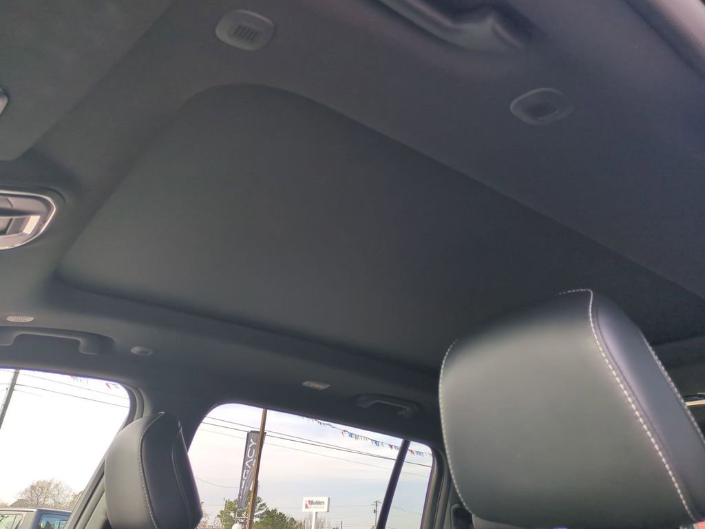 New 2026 Jeep Grand Cherokee L Limited image 16